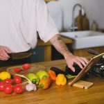 Bố nên ăn và bổ sung gì trước khi thả bầu?